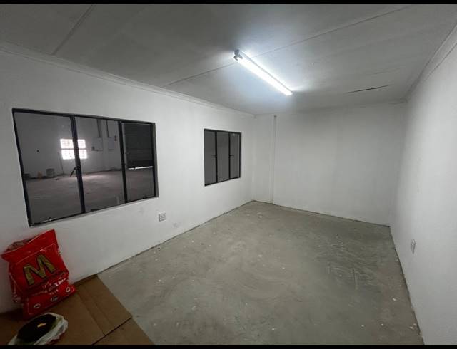 M² WAREHOUSE FOR SALE IN POLOKWANE INDUSTRIA